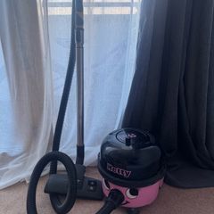 Hetty pink Henry hoover