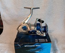 Spinning reel