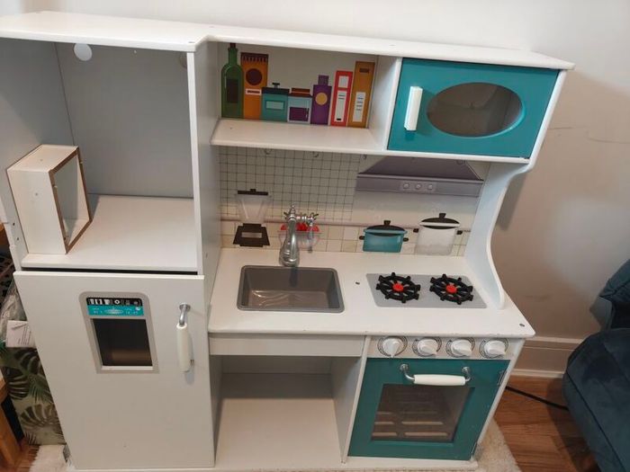 toy kitchen