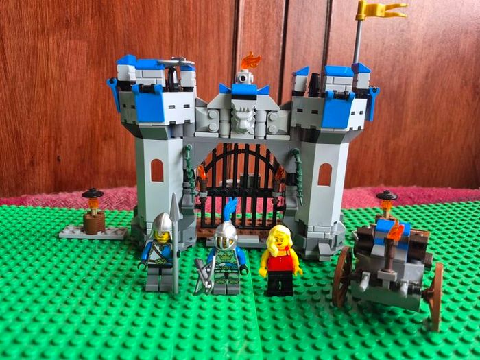 Lego Castle Cavalry 70806