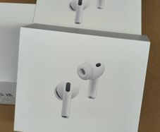 Apple, MFHP4ZM/A, AirPods Pro 3, White (Original Brand New Sealed)