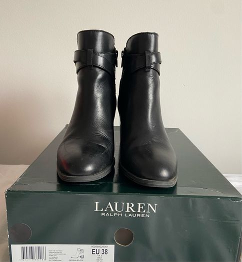 Ralph Lauren boots size 5