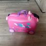 children's suitcases Image 4