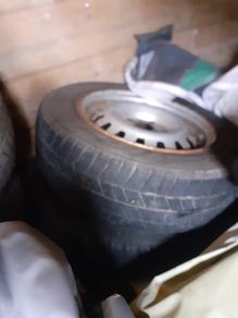 Trailer wheels