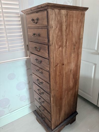 Beautiful slim rustic vintage 10 drawer tallboy in superb condition