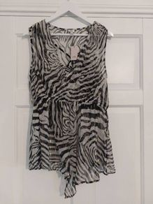 River Island Top BNWT Postage Included