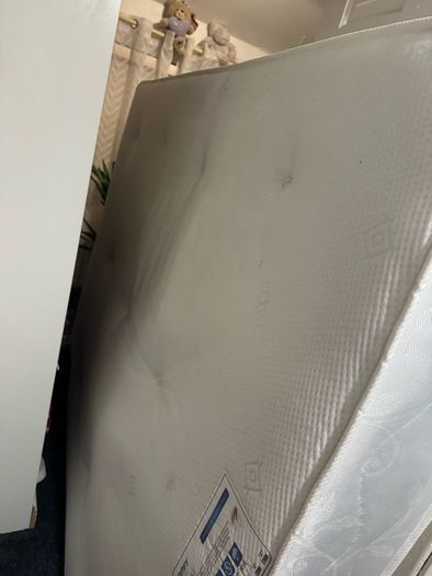 Great king size mattress 6mths old