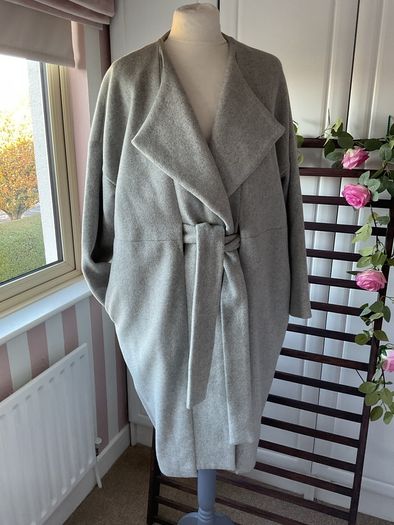 coat Paisie grey coat with tie belt oversized size 10