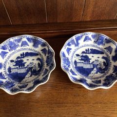 A Pair of Chinese Blue and White Pagoda Print Scalloped Edge 8" Bowls