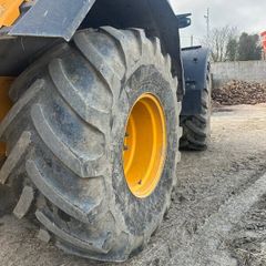 620-75/R26 = Michelin Loader tyres