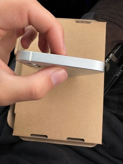 iPhone 12  64GB