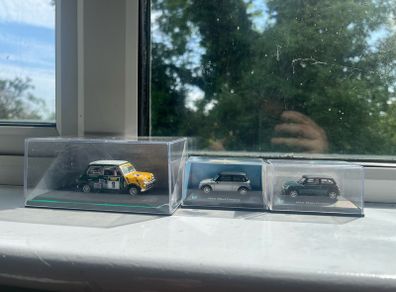 Model Mini Set