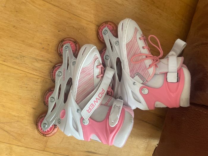 Inline skates with lights , pink and white size 2-4