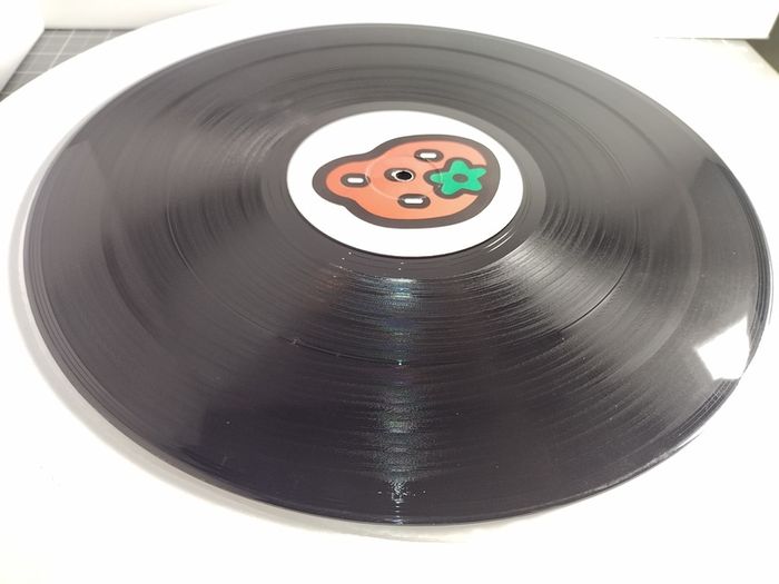 Short & Curly - Gettin Funky - Strawberry Records - SCARCE 90s PIANO House BANGER! Condtion: EXCELLENT to Near MINT!