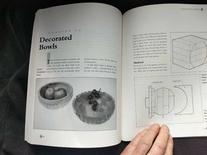 B00K_Multi-centre Woodturning