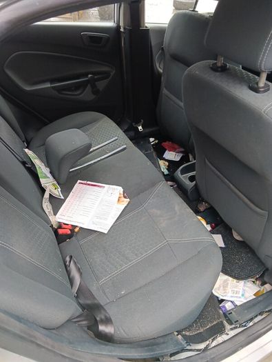 Breaking ford fiesta 2012 1.25
