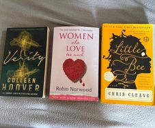 Popular Book Bundle & Individual Paperbacks: Colleen Hoover, Alice Feeney & More