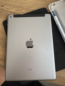 iPad 5th Gen 32gb Model A1823