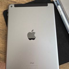 iPad 5th Gen 32gb Model A1823