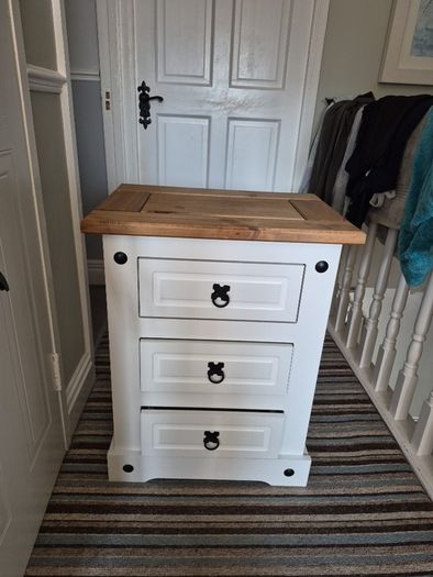 bedroom locker