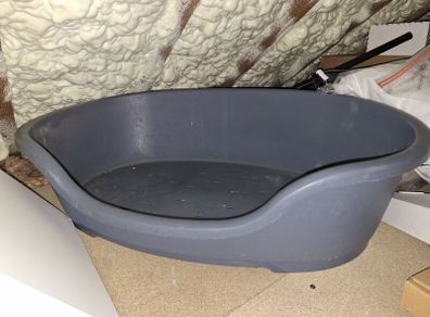 Dog bed