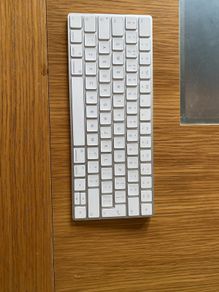 apple magic keyboard a1644