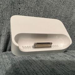 iphone 2G original dock VERY RARE in swords