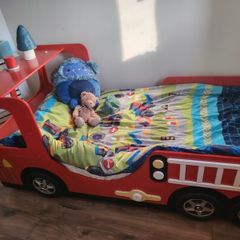 Fire engine bed