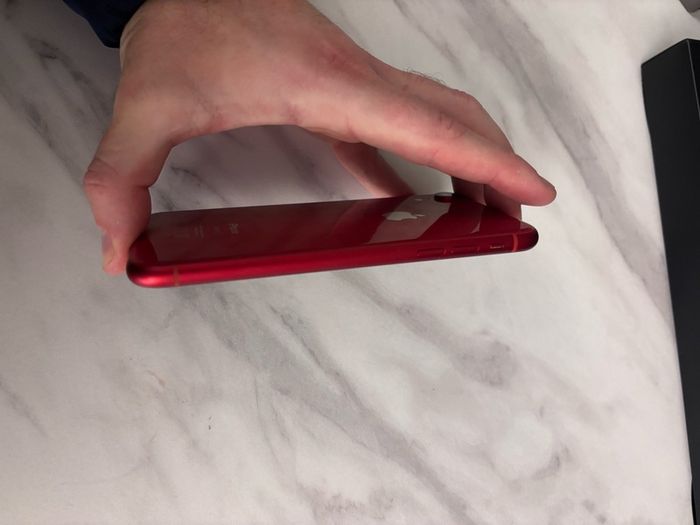 Apple iPhone XR Product Red
