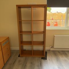 Cube storage shelf