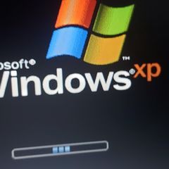 HP Pavilion zv6000, .5GB Ram, 60GB HDD, Original Windows XP, Real Genuine Vintage Laptop in excellent condition