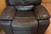 Need gone ASAP 2 large 1 seater recliners
