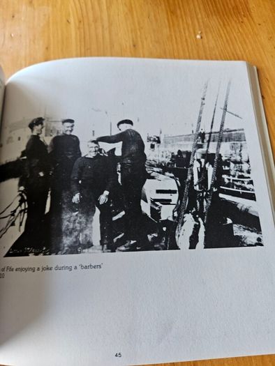 Traditional Knitting Of The British Isles.  Fisher-gansey Patterns Of Scotland And The Scottish Fleet. By Michael R. R. Pearson. Rare First Edition Paperback In Good Condition. See Photos For Same.