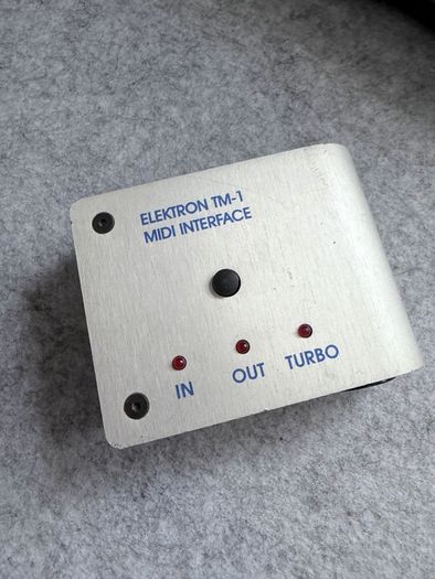 Elektron Machinedrum SPS-1UW+ MKII with Black Faceplate