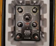 Line 6 pod express black, multi effects pedal boxed as new