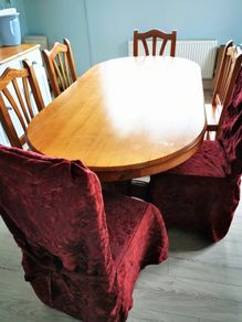 beautiful dining room table