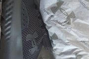 Bnwt size 4 under armour