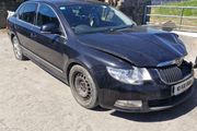 10 Skoda Superb Breaking