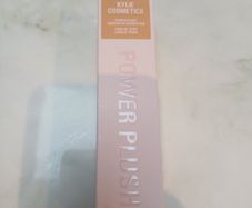 Kylie foundation 6W