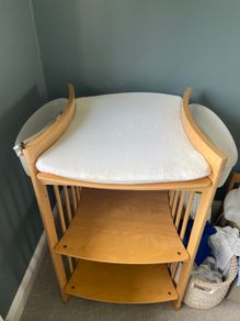 Changing table