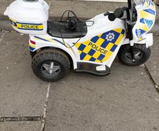 Battery operated (6 V) Ride on police motor bike
