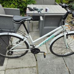 Adult road bike in good condition