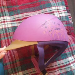 Riding helmet