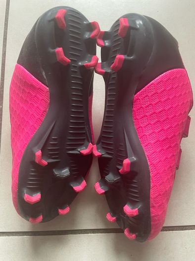 Football shoes