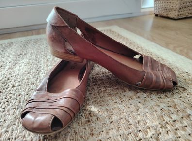 Tamaris Brown Loafers  Size 5