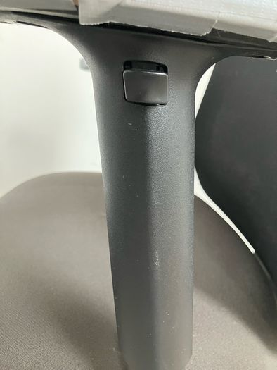 BOSS Design Swivel Chair