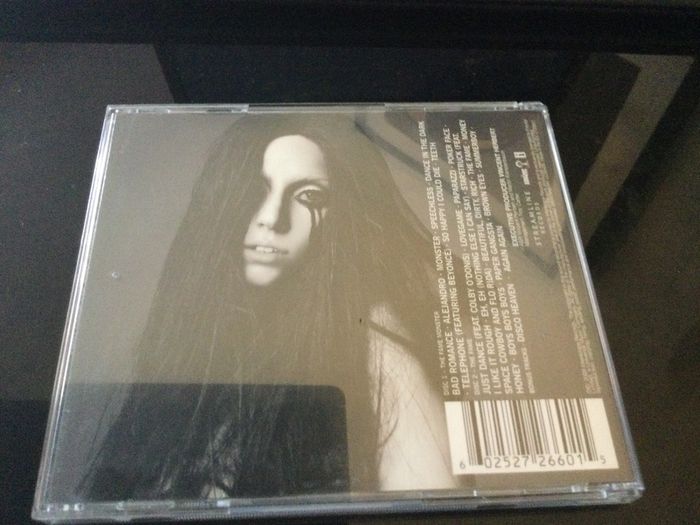 Lady gaga the fame monster 2 cd set