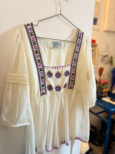 Monsoon square neck tie back blouse with crochet and cross stitch details