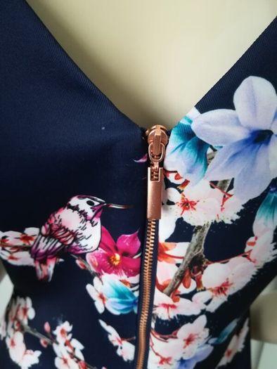 dress with short sleeves, size 12