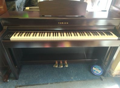 Yamaha Clavinova CLP 545 'X' Display Model